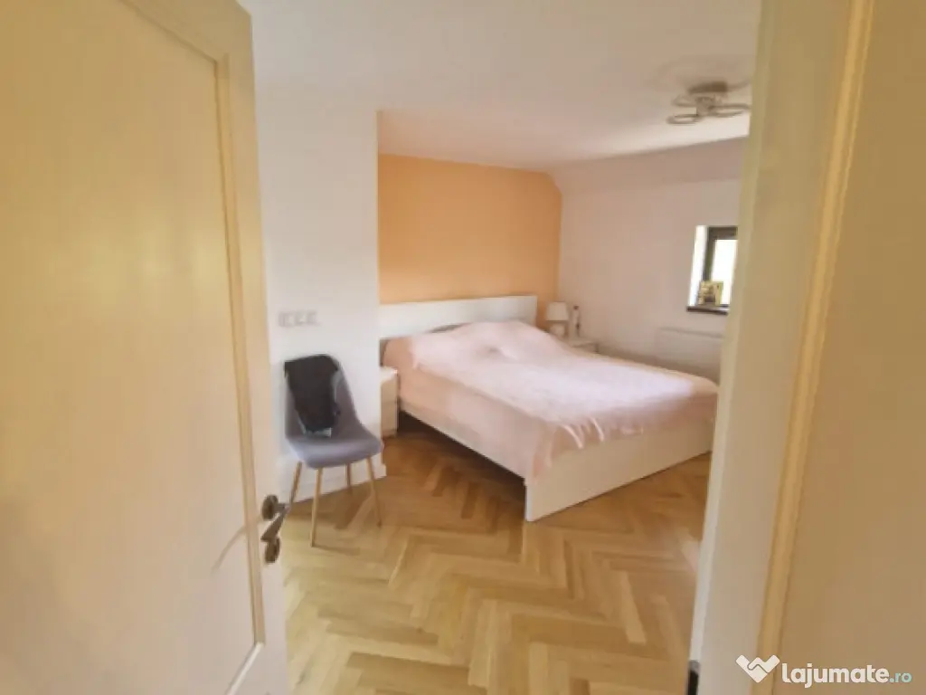 Casa cu 5 camere in Cisnadie 