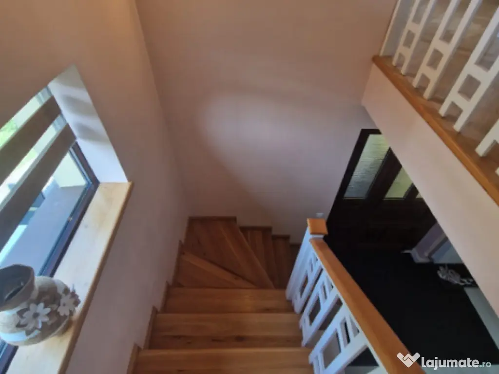 Casa cu 5 camere in Cisnadie 