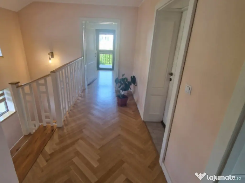 Casa cu 5 camere in Cisnadie 