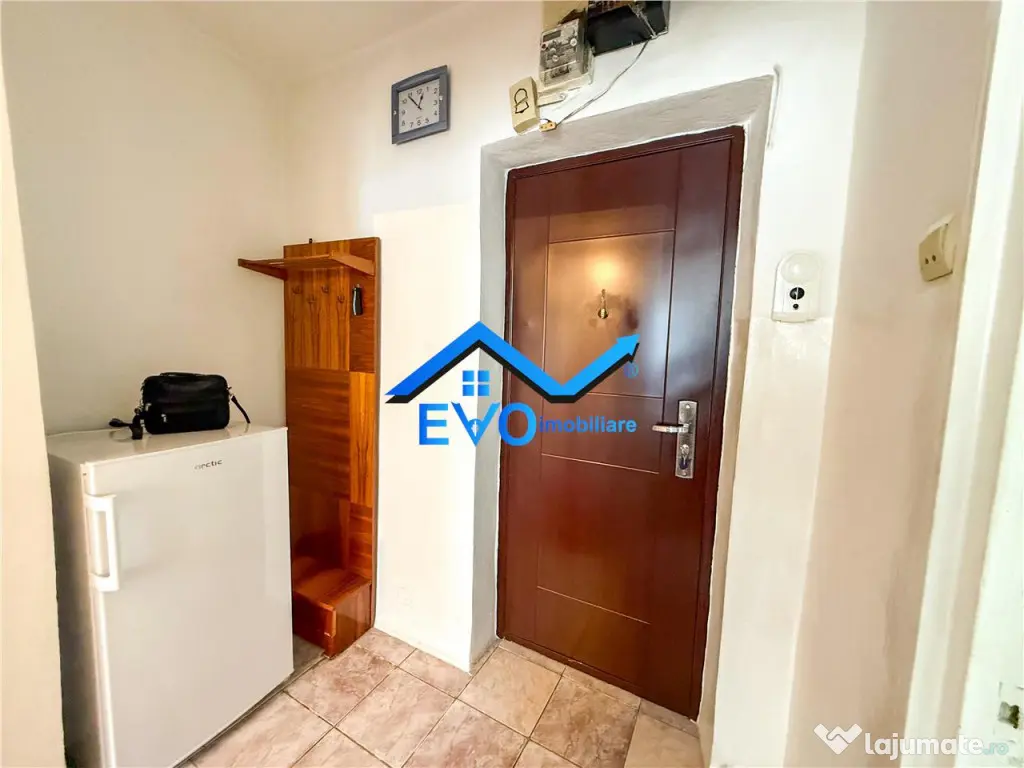 Apartament cu o camera, decomandat, etajul 2, zona Metalurgi 