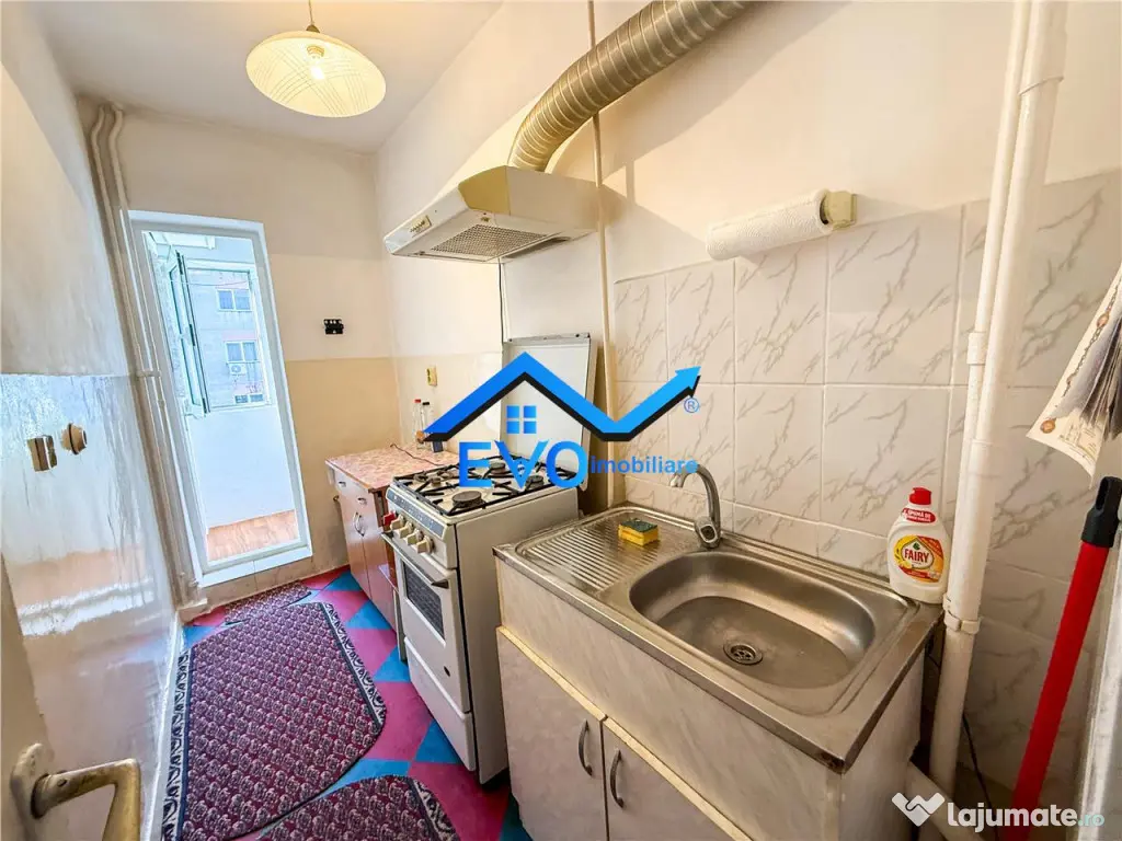 Apartament cu o camera, decomandat, etajul 2, zona Metalurgi 