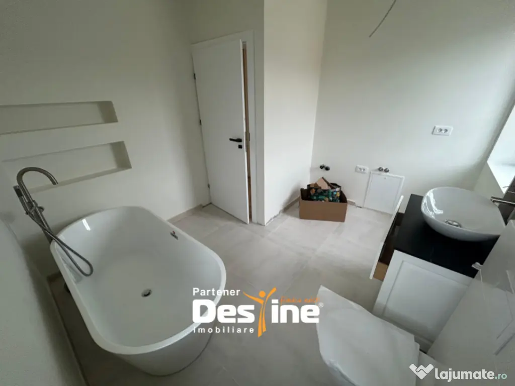 Casa individuala 120mp Teren 360mp Parcare Terasa si Curte 