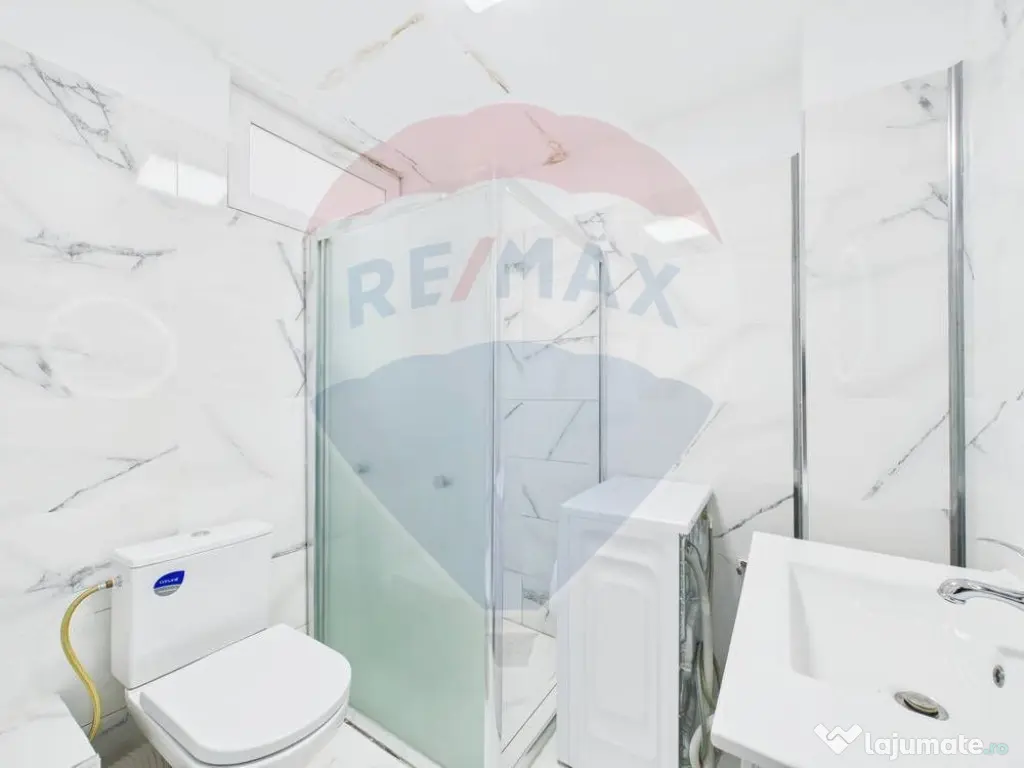 Casă / Vilă cu 3 camere de vânzare în zona Andronache 