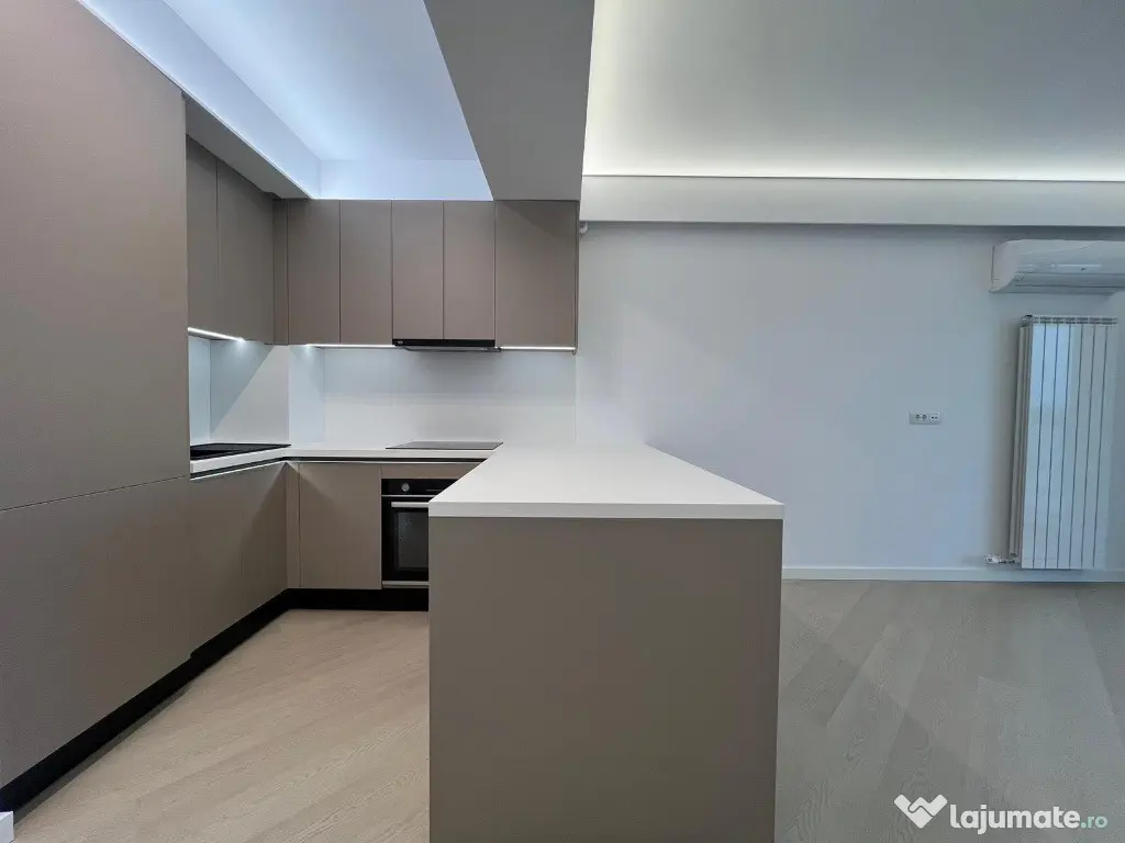 Cortina North mobilat/utilat LUX la cheie etaj 4 