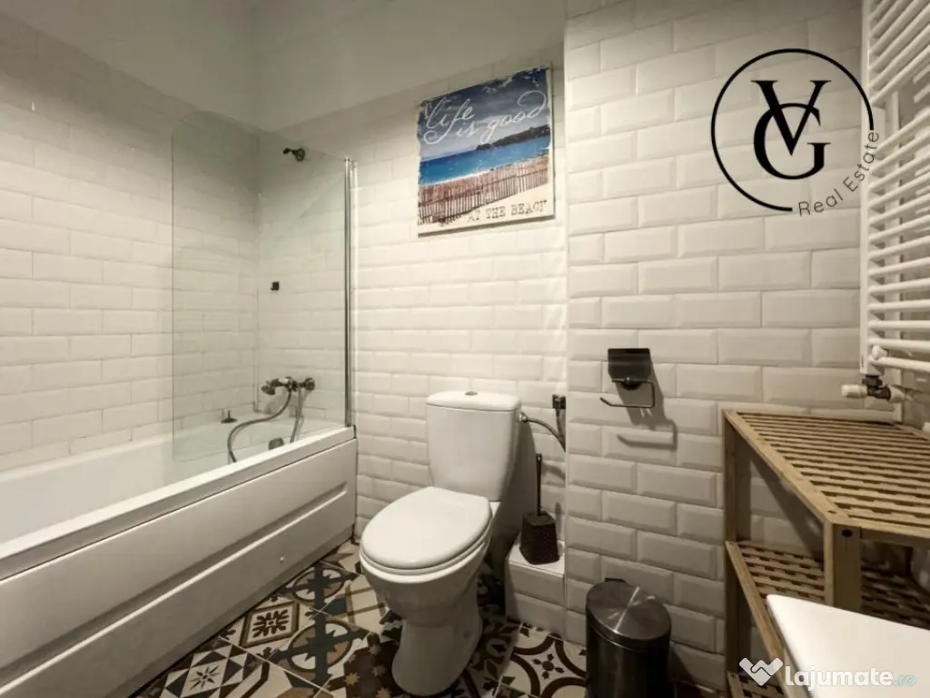 Apartament 3 camere - zona Mamaia Nord 