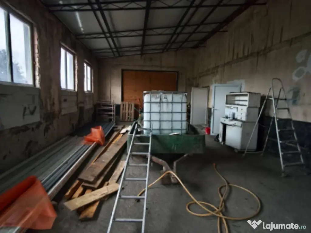 Hala + teren 8000mp de inchiriat, zona Manastioara, Siret