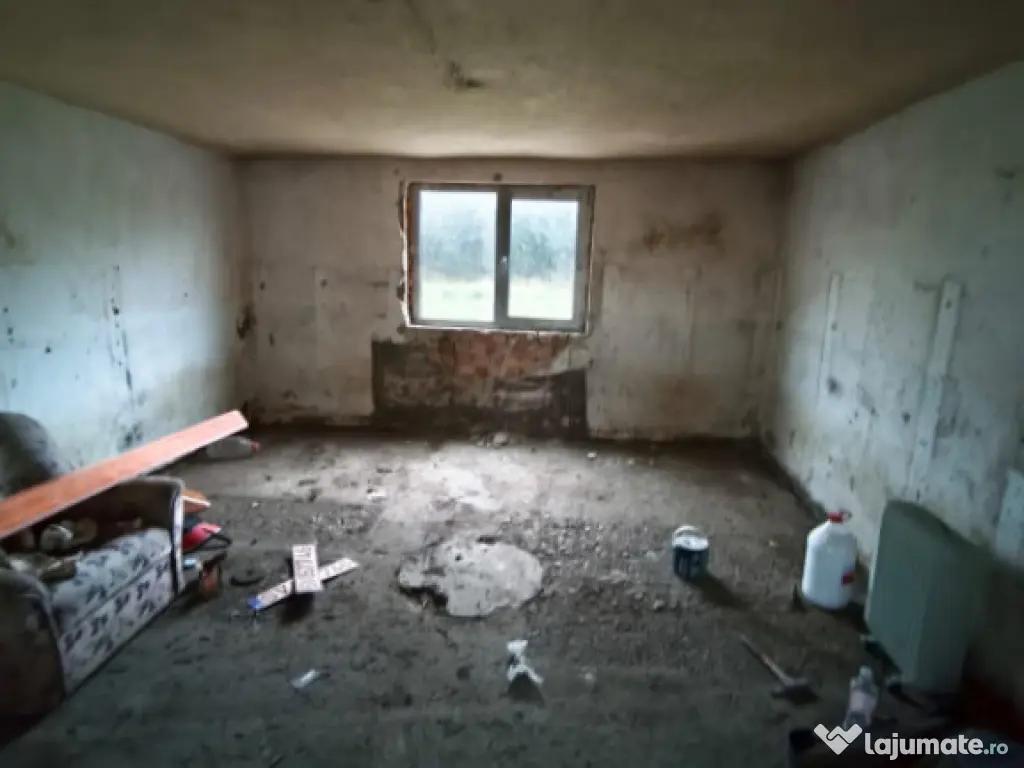 Hala + teren 8000mp de inchiriat, zona Manastioara, Siret