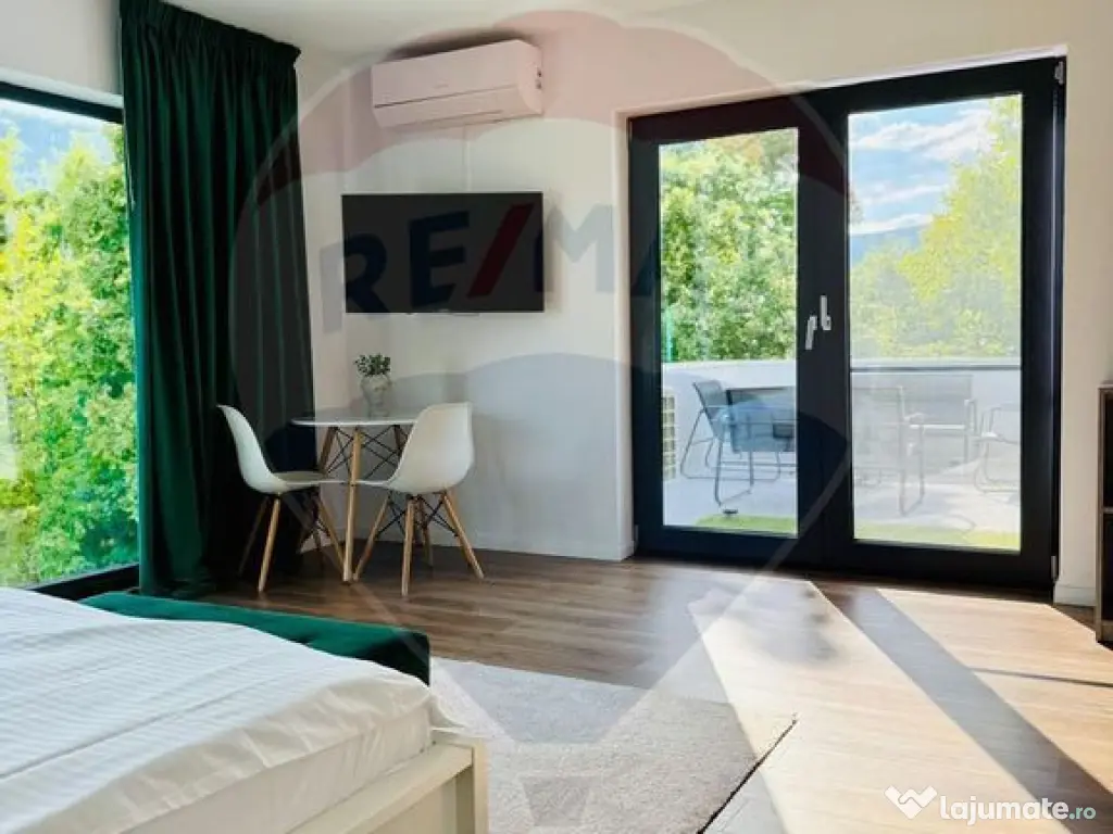 Casă Moderna De Vanzare