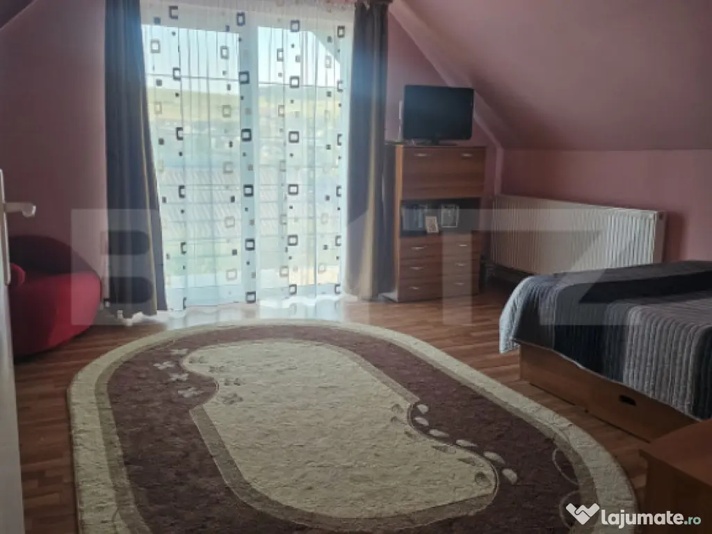 Casă solidă cu teren generos – Voiniceni, 1138 mp, zonă