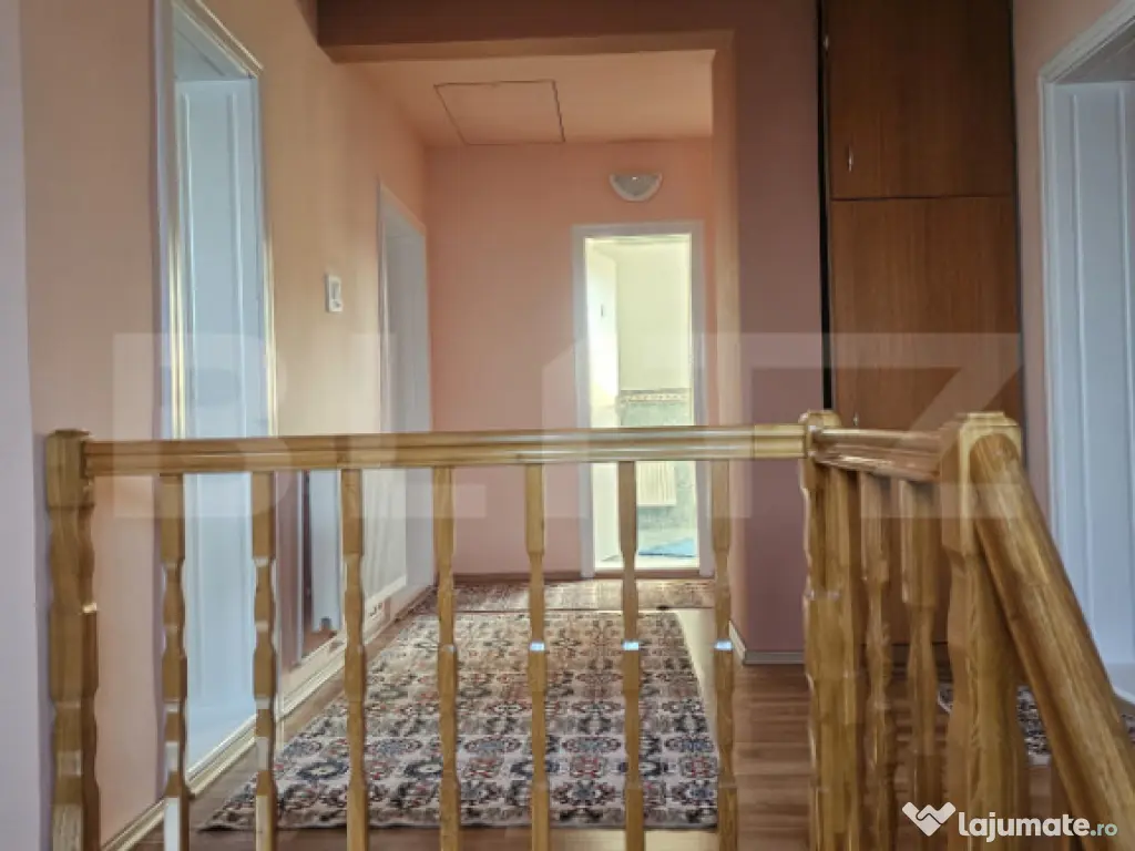 Casă solidă cu teren generos – Voiniceni, 1138 mp, zonă