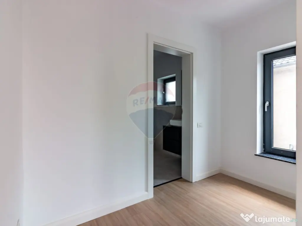 Vila 6 camere | curte generoasa | Tunari - Nord 