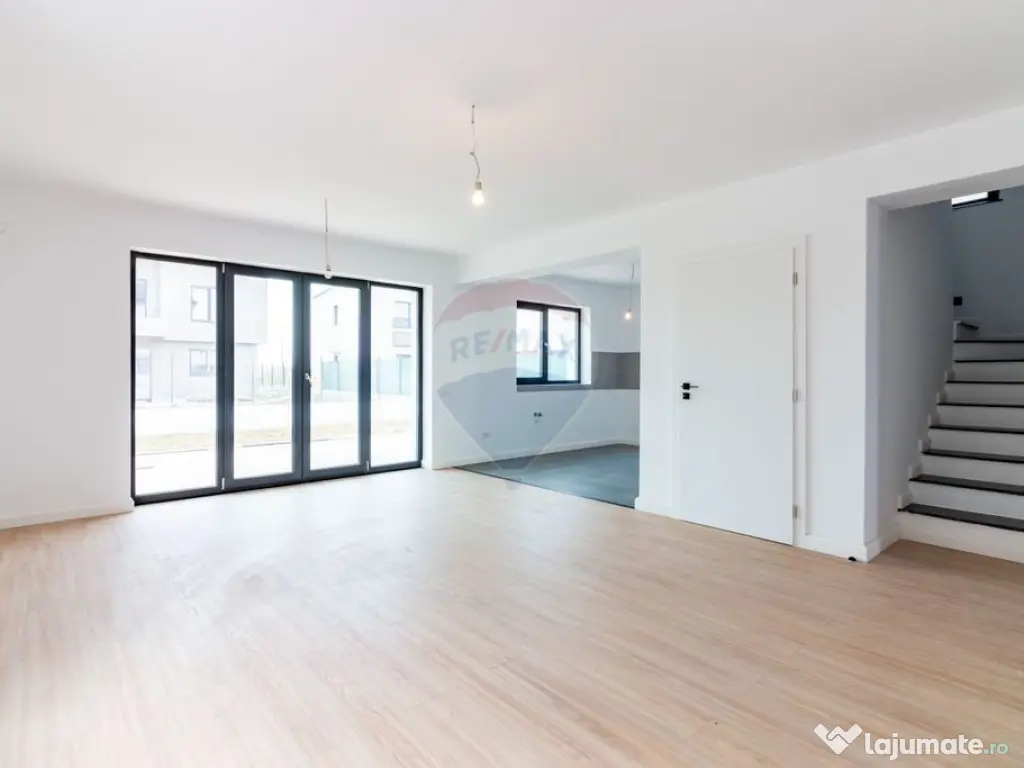 Vila 6 camere | curte generoasa | Tunari - Nord 