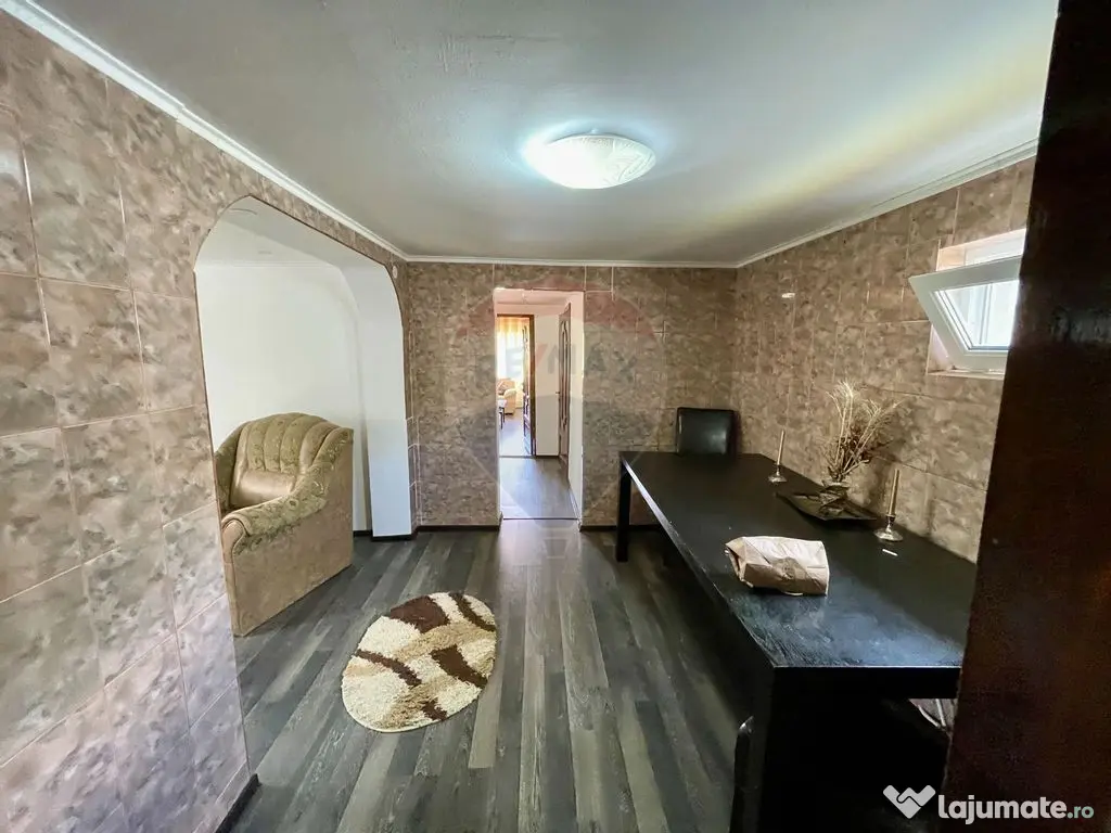 Casă Tifesti teren si vie