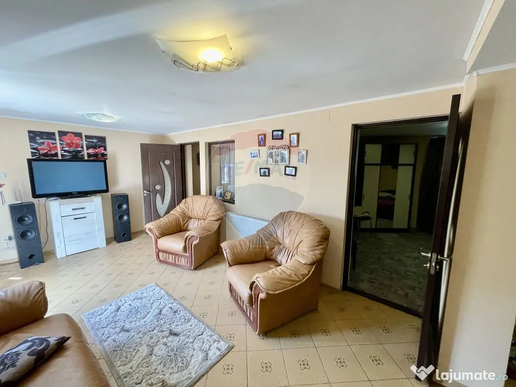 Casă Tifesti teren si vie