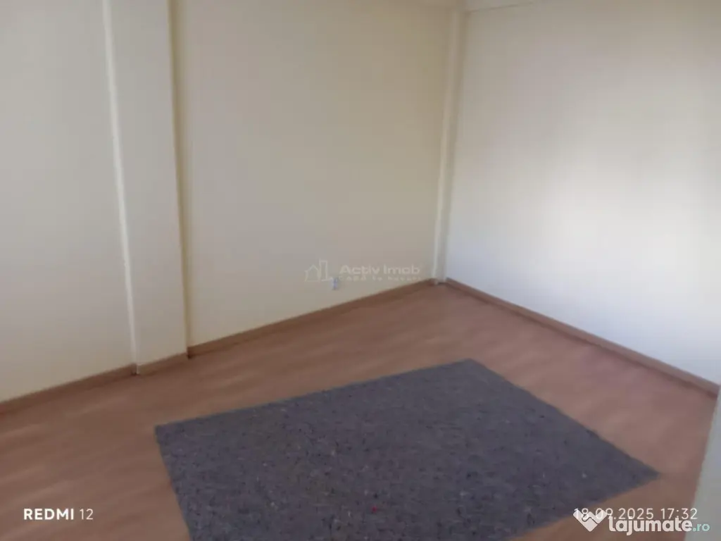 Metrou Aparatorii Patriei - 2 camere - ideal sediu firma - n 