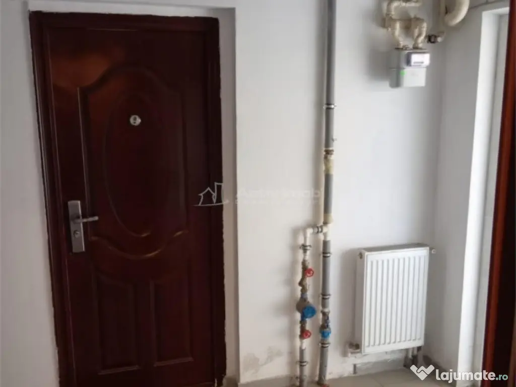 Metrou Aparatorii Patriei - 2 camere - ideal sediu firma - n 