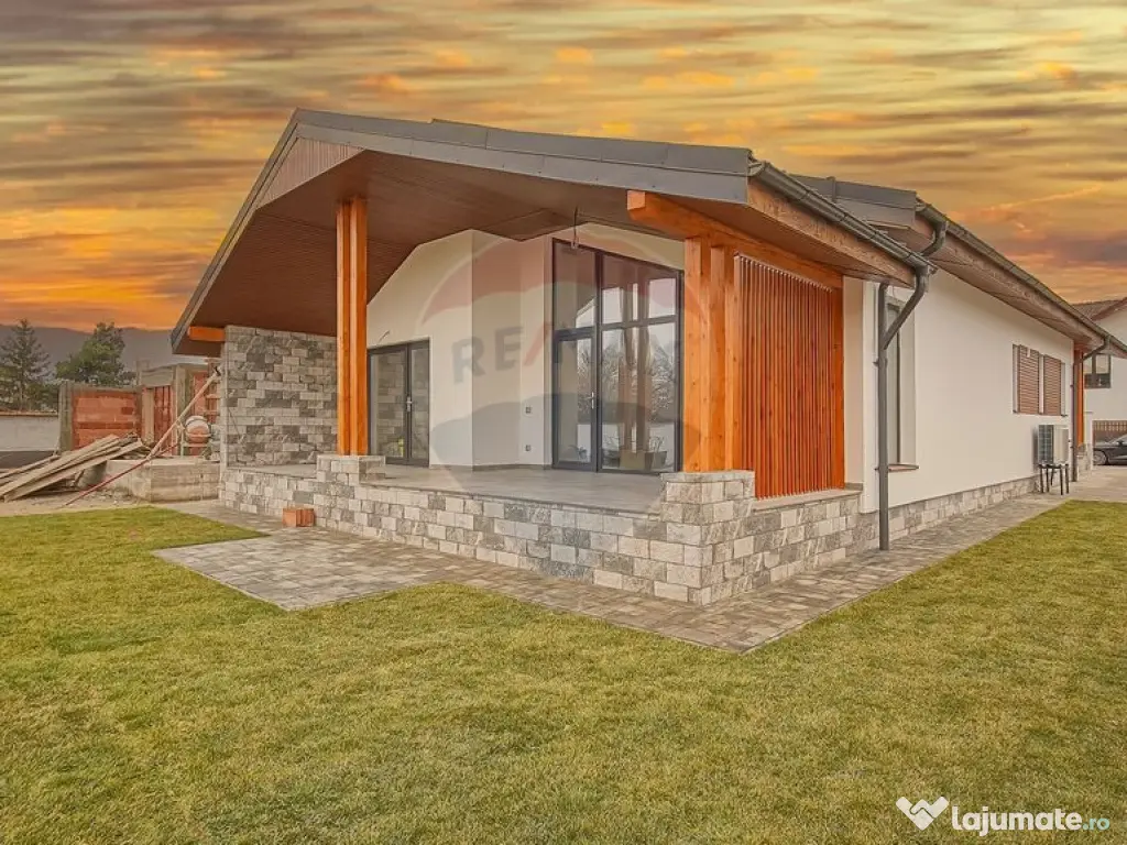 Comision 0 %! Casă cu 4 camere de vânzare în zona Stup... 