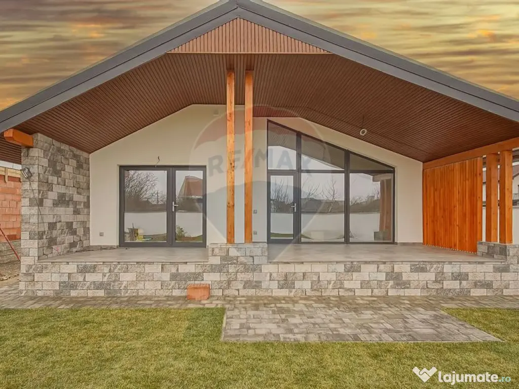 Comision 0 %! Casă cu 4 camere de vânzare în zona Stup... 