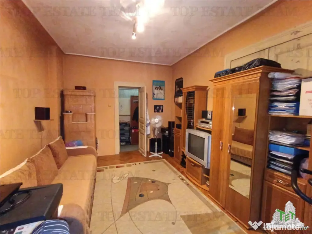 Vila cu aspect de conac in centrul Ploiestiului, ideala pent 