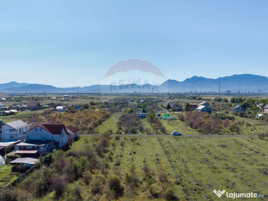 Teren Sanpetru -livada, Strada Nucului, 1296mp, apa, gaz,... 