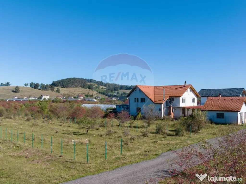 Teren Sanpetru -livada, Strada Nucului, 1296mp, apa, gaz,... 