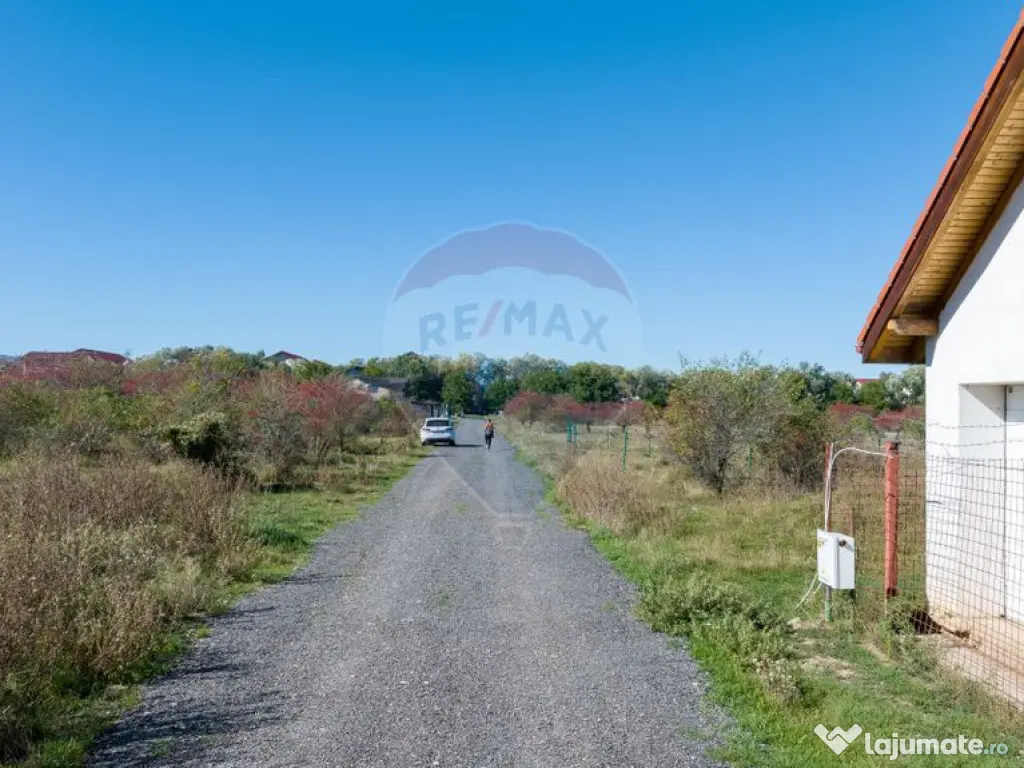 Teren Sanpetru -livada, Strada Nucului, 1296mp, apa, gaz,... 