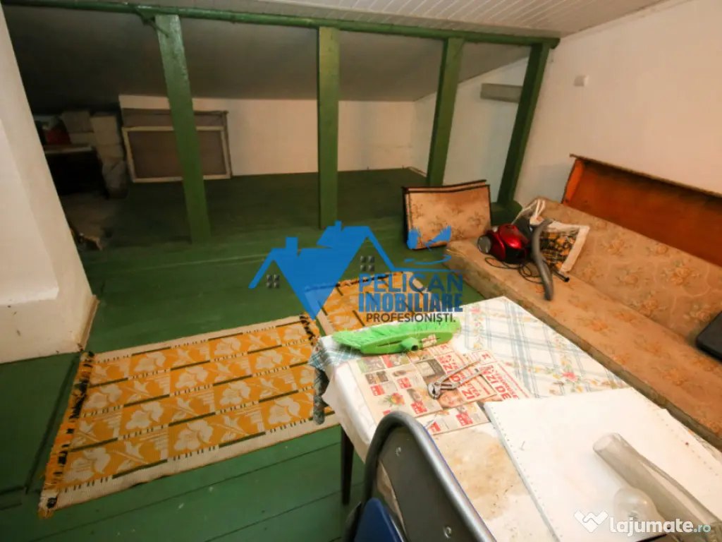 Spitalului, 2 camere, decomandat, centrala proprie 