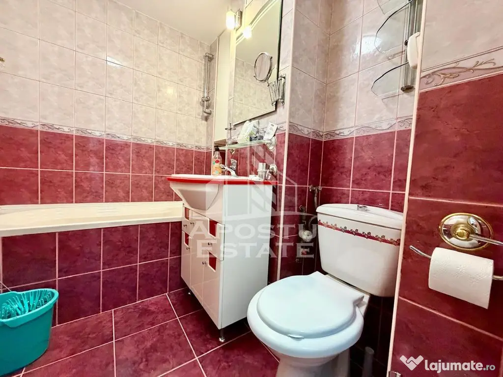 Apartament 4 camere, centrala proprie, 100Mp, Zona Doroba... 