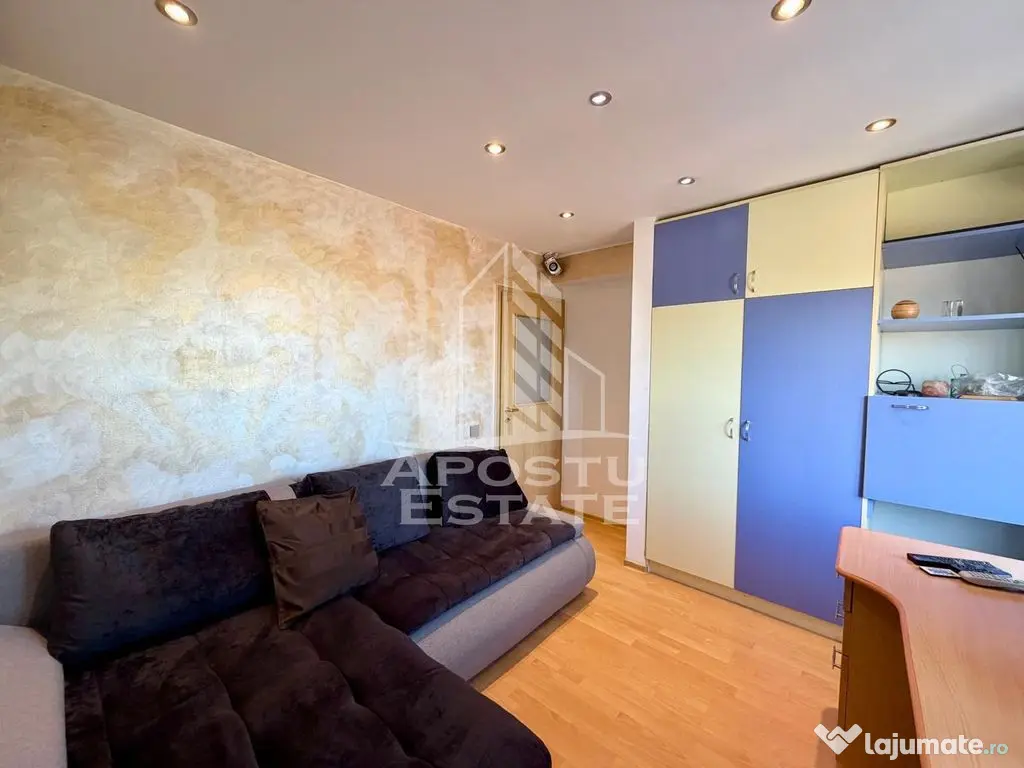Apartament 4 camere, centrala proprie, 100Mp, Zona Doroba... 
