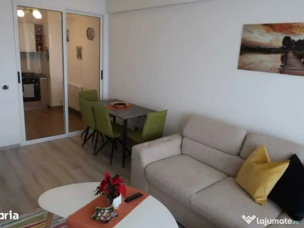 Apartament 2 camere, decomandat - zona Tractorul, complex Isaran