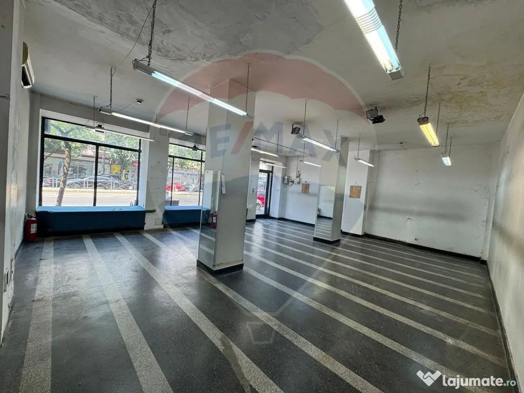 De inchiriat spatiu comercial / Vitrina stradala/ Gara de... 