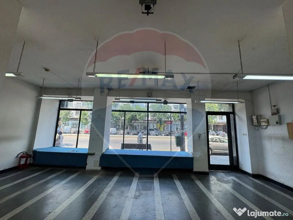 De inchiriat spatiu comercial / Vitrina stradala/ Gara de... 