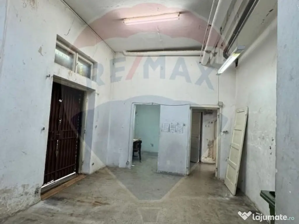 De inchiriat spatiu comercial / Vitrina stradala/ Gara de... 