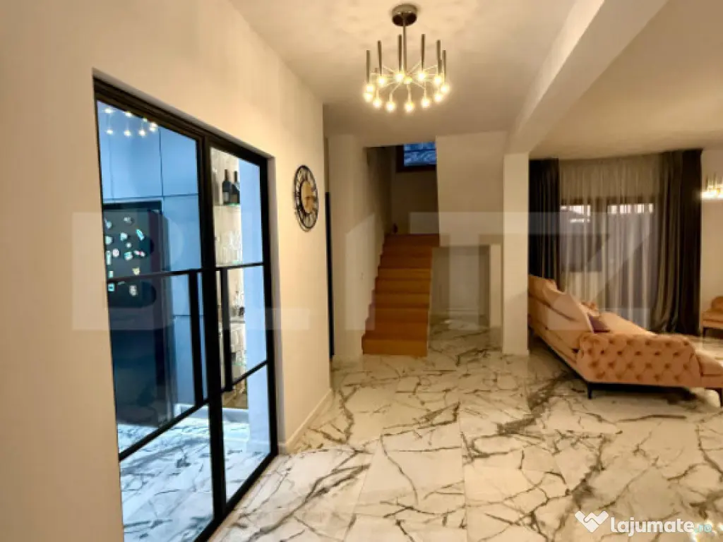 Casa individuala, 145 mp utili, 400 mp teren, zona Scheia