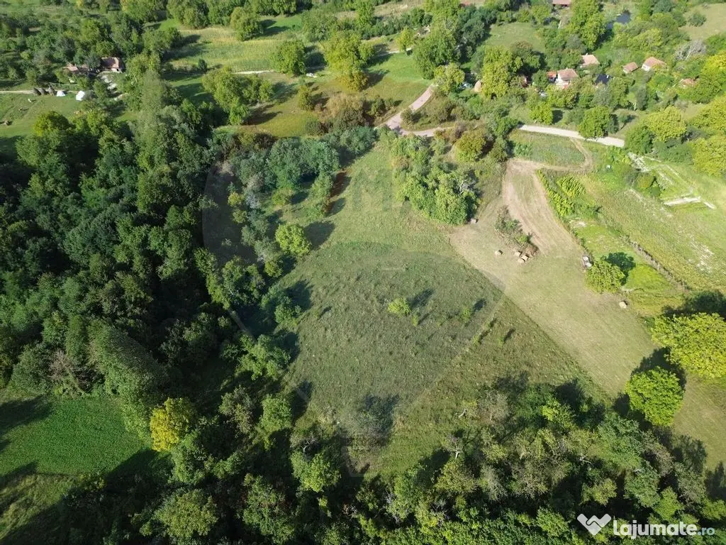 Teren de vânzare cu Panorama, Măgureni