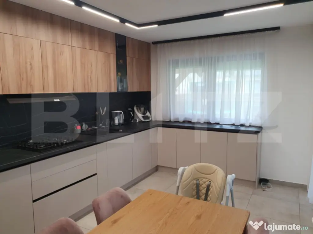 Casa 4 camere , teren 500 mp individuala noua 