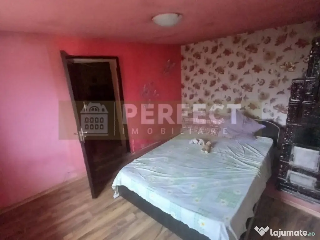 Casa cu teren in Barcanesti,la 5 km Ploiesti,Pret 61000 EUR 
