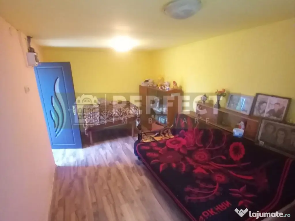 Casa cu teren in Barcanesti,la 5 km Ploiesti,Pret 61000 EUR 