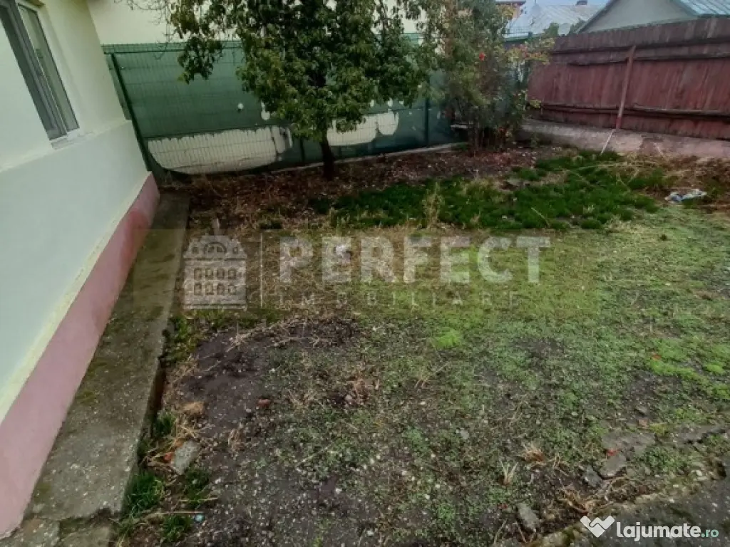 Casa cu teren in Barcanesti,la 5 km Ploiesti,Pret 61000 EUR 