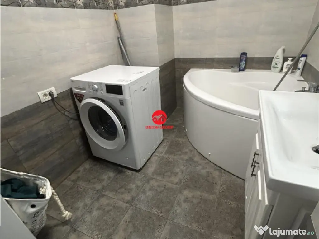 Apartament 2 Camere Premium, Loc de Parcare Boxa, Centrul