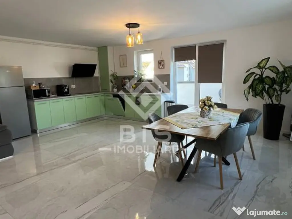 Apartament 3 camere - zona Giulia