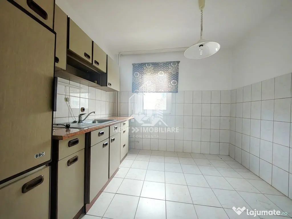 Apartament 3 camere, decomandat, et2, EDEN