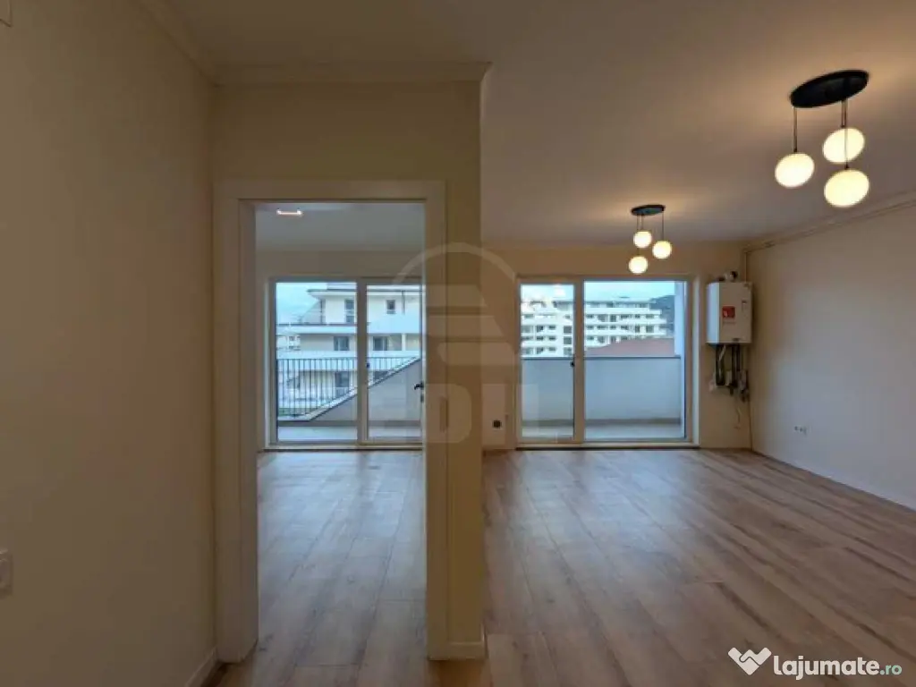 Apartament cu 2 camere,finisat, nou, zona Eroilor