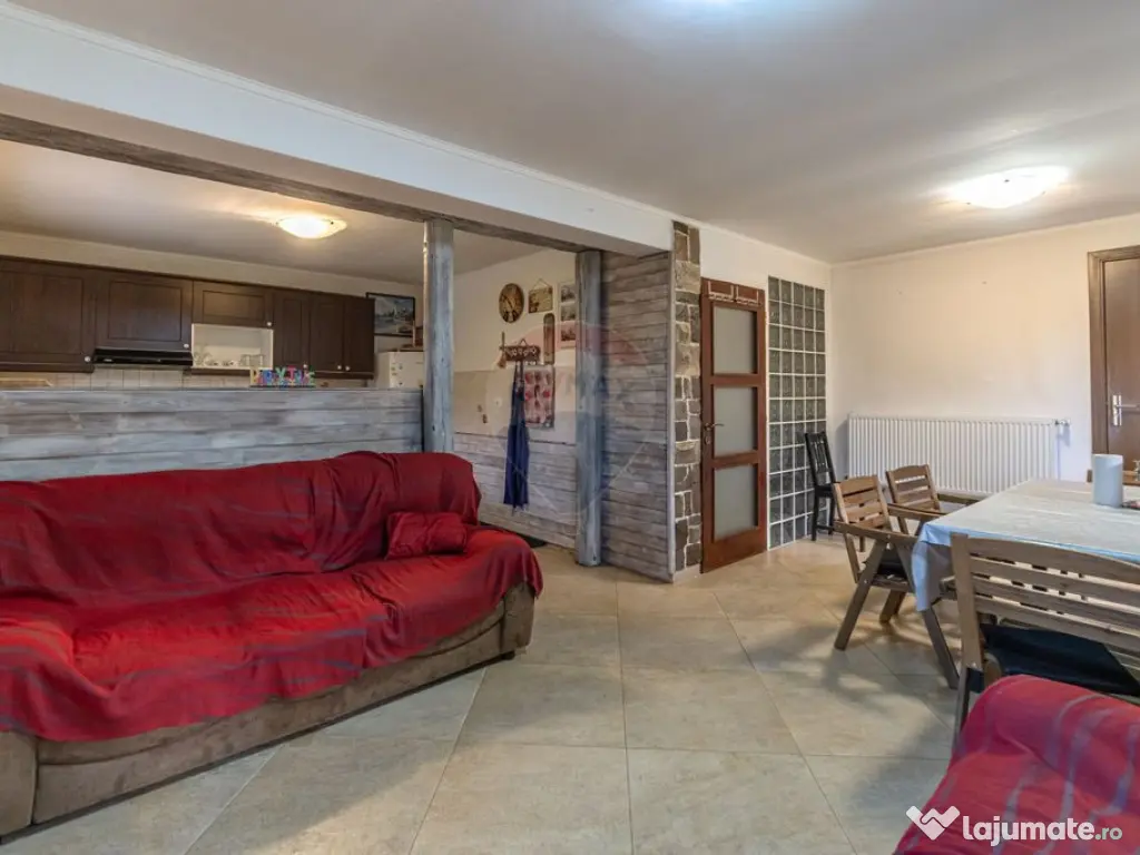 CASA cu finisaje premium de vânzare în FUNDATA, BRAŞOV... 