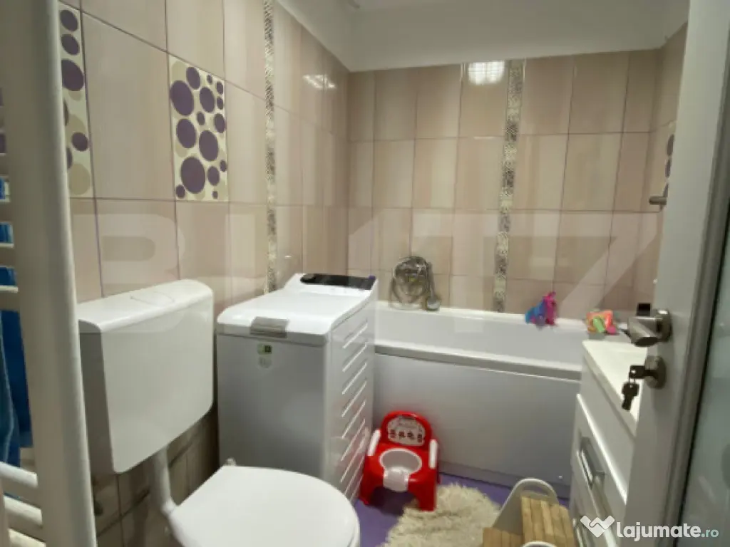 Apartament 3 camere, 70 mp, zona Iris