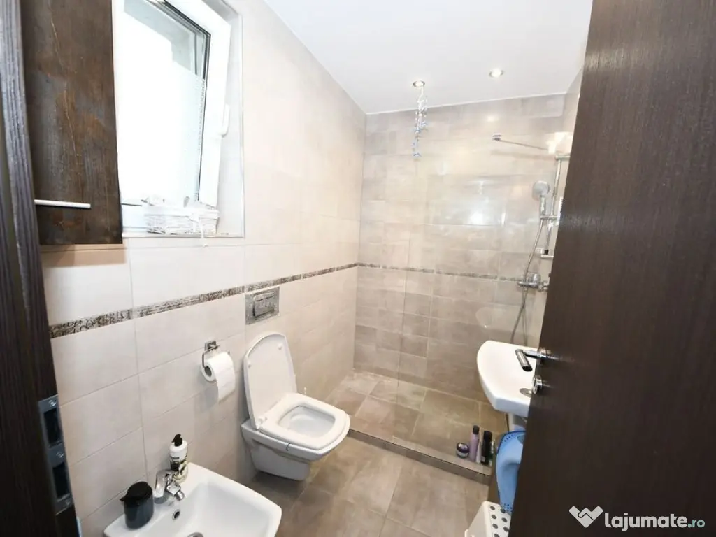 Casa moderna, constructie 2019 – Sat Costi, la 5 minute... 