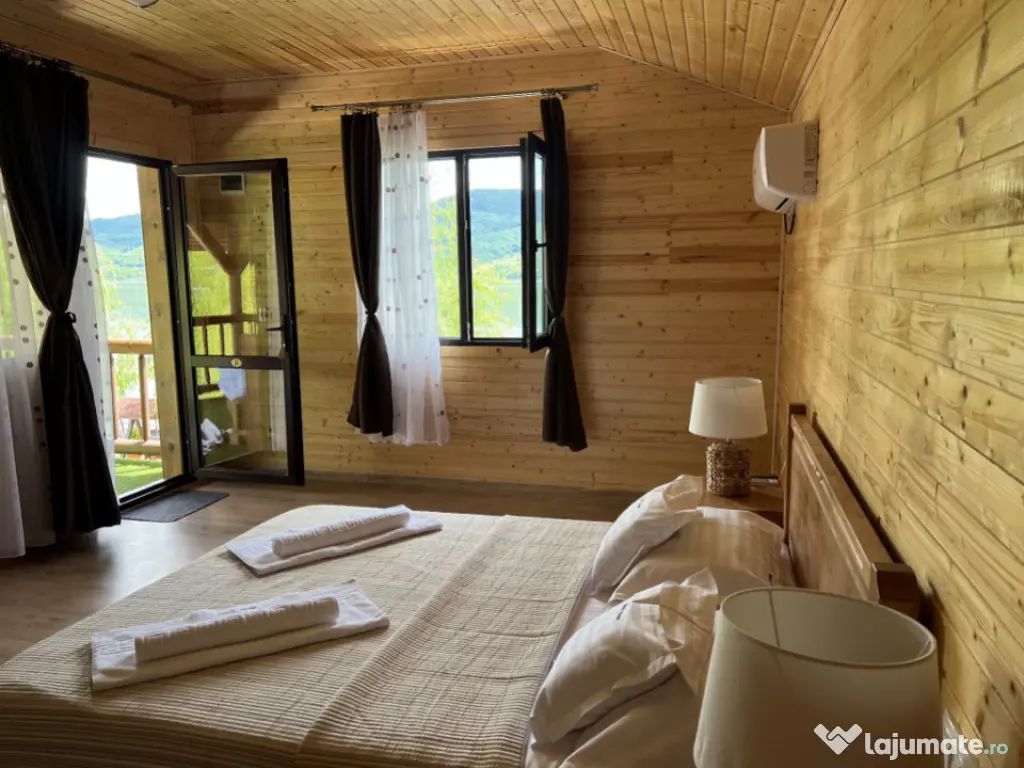 Pensiune Mont Blanc Eselnita Clisura Dunarii Comision 0 