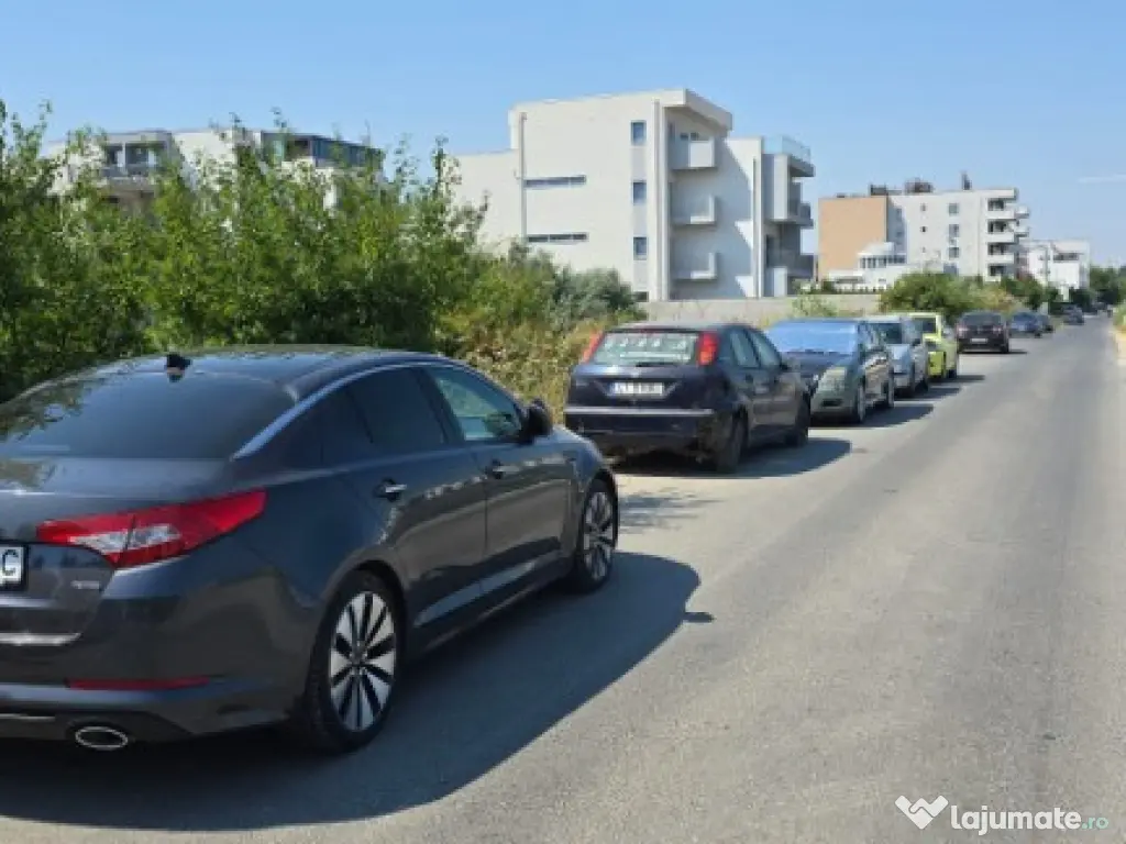 Mamaia Nord teren 700 mp deschidere la D24 si D25