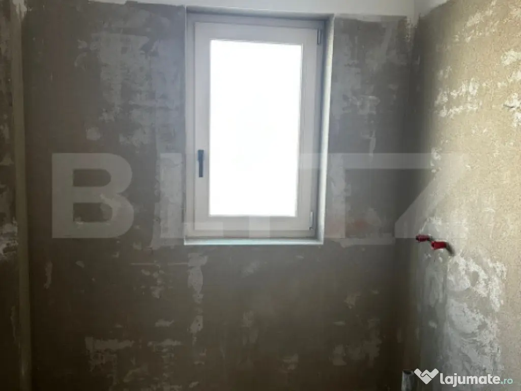 Apartament 1 Camera, 37 mp, Semifinisat, Zona Iulius Mall