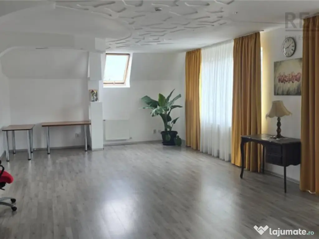 Spatiu comercial versatil intr - un imobil modern, Brasov 